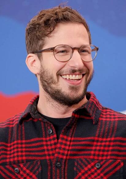 How did Andy Samberg start his career?
