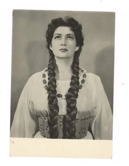 operní pěvkyně, herečka, Marie Podvalová