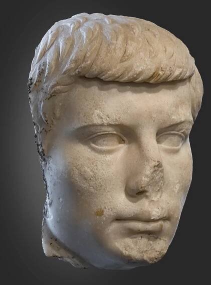 Soubor:(Toulouse) Tête de Tiberius Gemellus - Musée Saint-Raymond Ra 122.jpg – Wikipedie