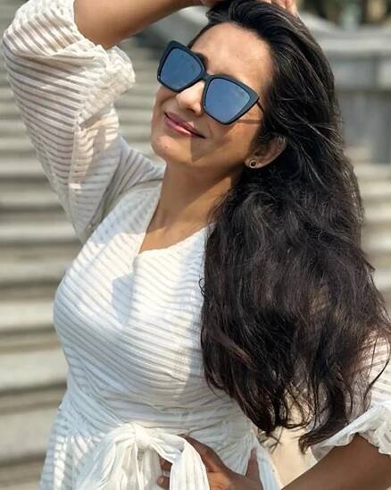 Sabreen Hisbani Age