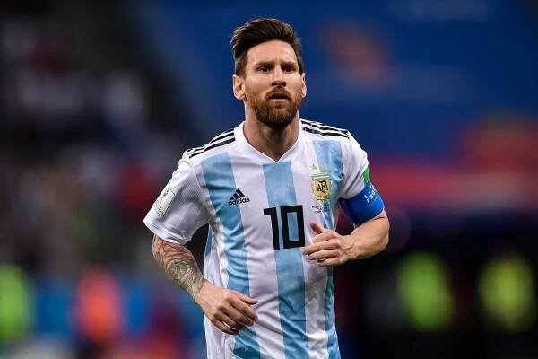 Získal Messi Zlatý míč v roce 2021 podvodem? - Minutové zprávy 