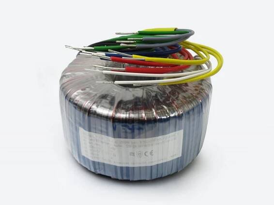 Toroidní transformátor 3x25V 15A, 4x12V 7A, 2x5V 4A