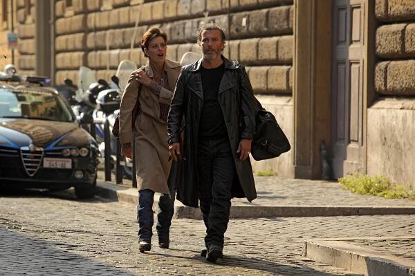 Figli delle stelle - Z filmu - Claudia Pandolfi, Paolo Sassanelli