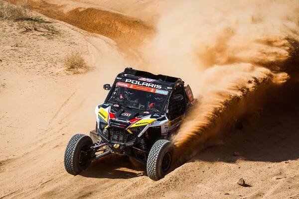 POLARIS RZR A SÉBASTIEN LOEB RACING TEAM SLAVÍ VÍTĚZSTVÍ NA DAKAR RALLY 2024 | LivePR Press
