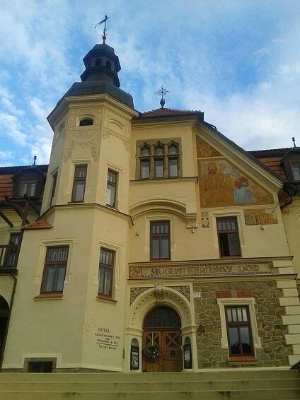 WELLNESS & SPA HOTEL AUGUSTINIANSKY DUM - Prices & Reviews (Luhacovice, Czech Republic)