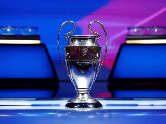 Rozuzlení v Lize mistrů: Barcelona o život, AC na hraně i všichni o postup