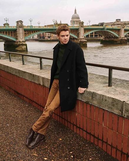 Love for Thomas Brodie-Sangster Is All Around