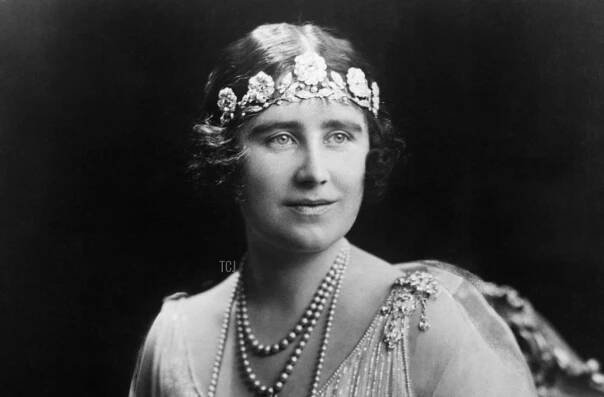 The Queen Mother's Strathmore Rose Tiara Portraits