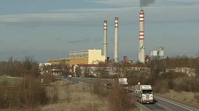 Do elektrárny Opatovice opět proudí uhlí