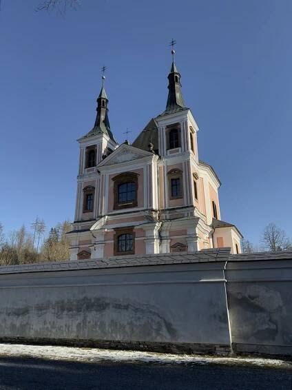 Stará Voda ožívá. Zničený kostel a klášter se probouzí k novému životu