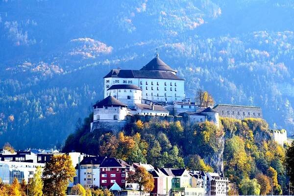 Kufstein, Austia, Castle, sight, trip, tour, english speaking guide, driver, stop along the way