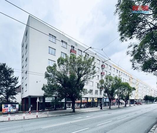 Pronájem Byt 2+1, třída SNP 700, Hradec Králové