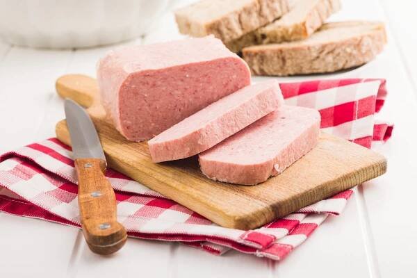 Co je luncheon meat neboli lančmít a jak se připravoval?