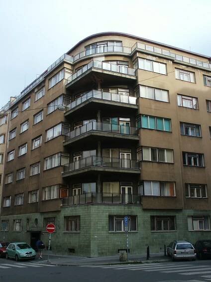 Praha_Holesovice_Pplk_Sochora_4.JPG
