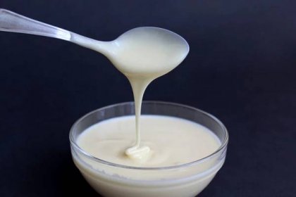 Substitute for Sweetened Condensed Milk: 7 Excellent Alternatives (Including Vegan Options)