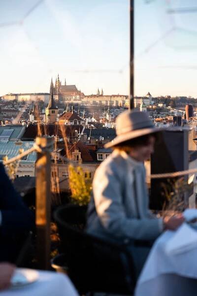 Gurmánský zážitek s výhledem na Prahu - Zážitky.cz