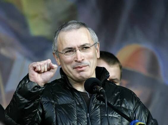 Michail Chodorkovskij: Roztrhal bych Putina na kus...