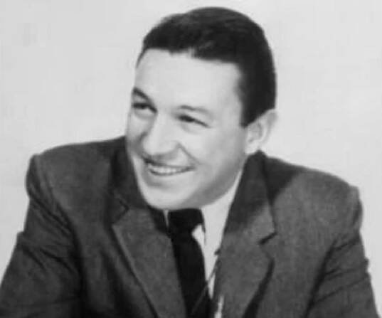 Mike Wallace Biography - Facts, Childhood, Family Life, Achievements