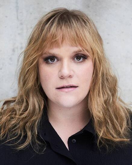 Stefanie Reinsperger – Barbarella Entertainment