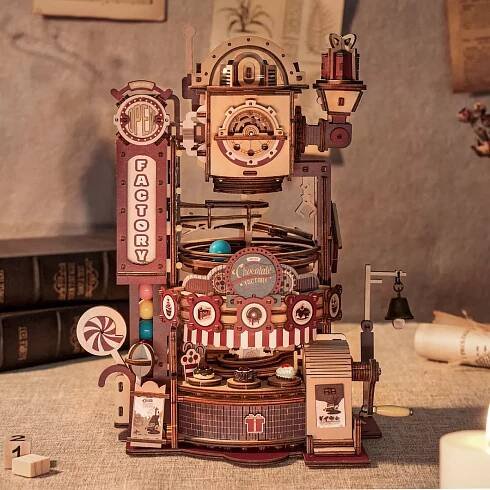 RoboTime 3D skládačka kuličkové dráhy Továrna na čokoládu :: Hračkomat.cz