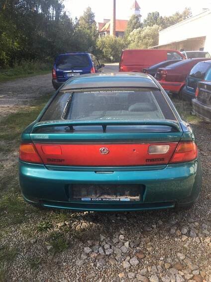MAZDA 323F BA 1.5 16V ( NAJETO POUZE 106 tis.KM ) - 4