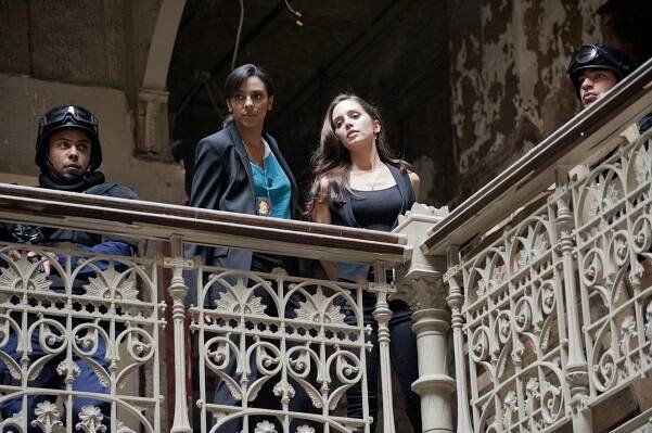 Ve službách FBI - Jak na překupníky - Z filmu - Marsha Thomason, Eliza Dushku