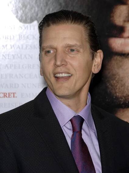 Barry Pepper at arrivals for Premiere of SEVEN POUNDS, Mann''s Village Theatre in Westwood, Los Angeles, CA, December 16, 2008. Photo by: Michael Germana/Everett Collection