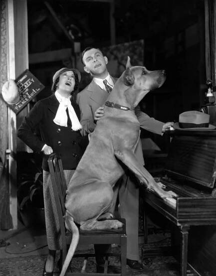SIX OF A KIND, Gracie Allen, George Burns, 1934
