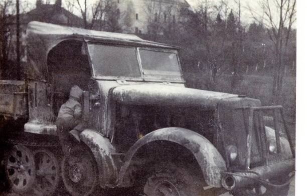 Sd.Kfz. 7 (prehľadová téma / v službách cudzích armád) - Vozidlo s civilnou poznávacou značkou