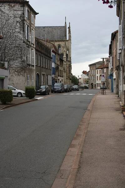 Aigueperse (Puy-de-Dôme) – Wikipedia