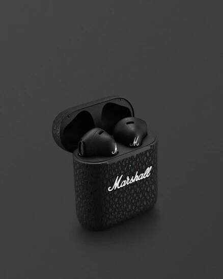 MINOR III black headphones 2