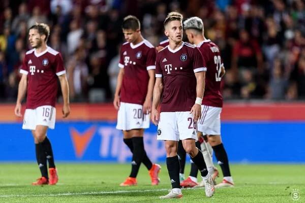 Pět stehů Sáčkovi štěstí nepřineslo. Na Monako musí Sparta dorůst, má jasno