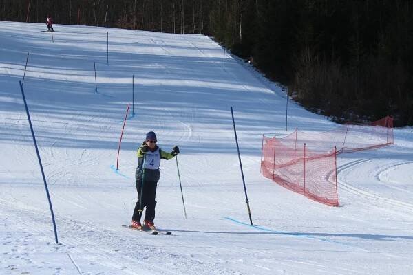 FOTO: Zimní sportovní hry seniorů nabídly slunce, sníh a 233 účastníků