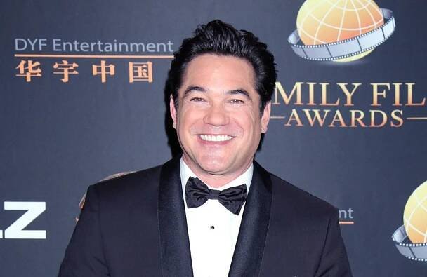 Dean Cain hits back at John Oliver - video Dailymotion