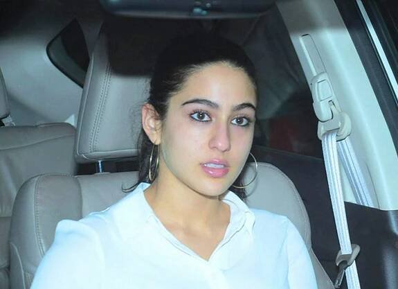 Cute Sara Ali Khan Photos Profile, Boyfriend, Biography 2