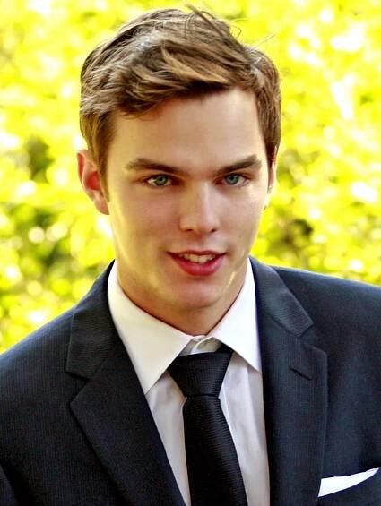Nicholas Hoult – Wikipedia