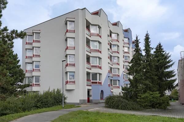 Prodej bytu 3+1 se dvěma balkony | Dašická, Pardubice | Petr Ivanko