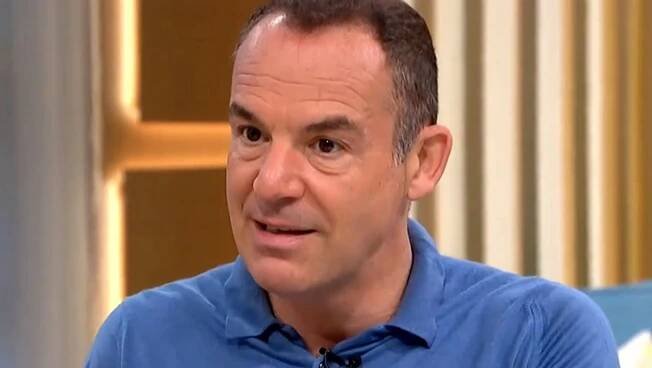 Martin Lewis clears up confusion over child benefit cap - video Dailymotion
