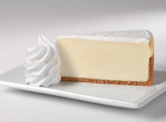 Plain cheesecake with white icing