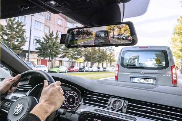 LAMAX S9 Dual GPS (s detekcí radarů) - kamera do auta | Veashop