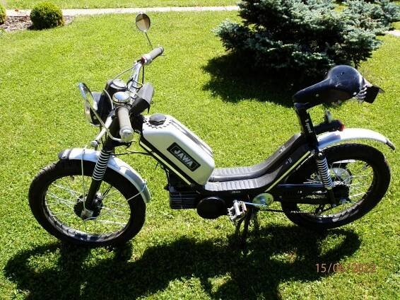 BABETA210 - Auto-moto