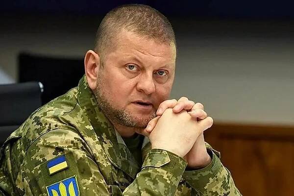 Na konferenci Českého rozhlasu o Ukrajině přijede Valerij Zalužnyj