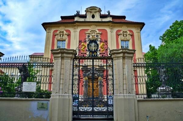 Michnův letohrádek (Muzeum Antonína Dvořáka) | TuristickaMapa.cz