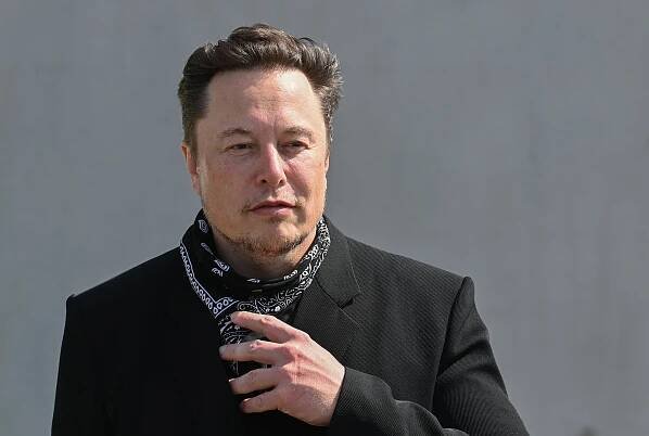 Musk představil chatbota Grok 3, má konkurovat ChatuGPT a DeepSeeku