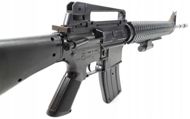 M16 AMERICKÁ PUŠKA NA SNIPERSKÉ KOULE ASG Výška výrobku 24 cm