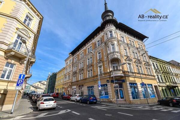 č. 1166:Prodej bytu 3+1 - 126 m2, U Nádraží 1014/1, TepliceCena: 6 300 000 Kč - AB reality