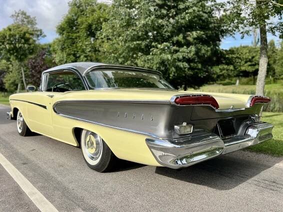 Edsel Pacer
