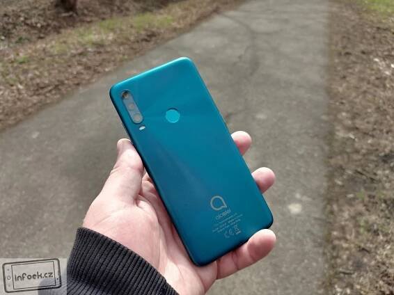 Alcatel 1SE (2020) – průměrák za dostupnou cenu (RECENZE) – Infoek.cz