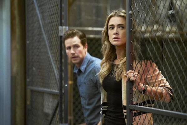Melissa Roxburgh - Actress