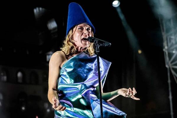 Róisín Murphy Shares Statement After Transphobic Facebook Comment: 'I Will Now Bow Out of This Conversation'